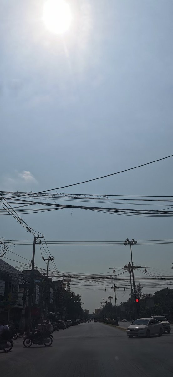 S U P i T R A tweet media