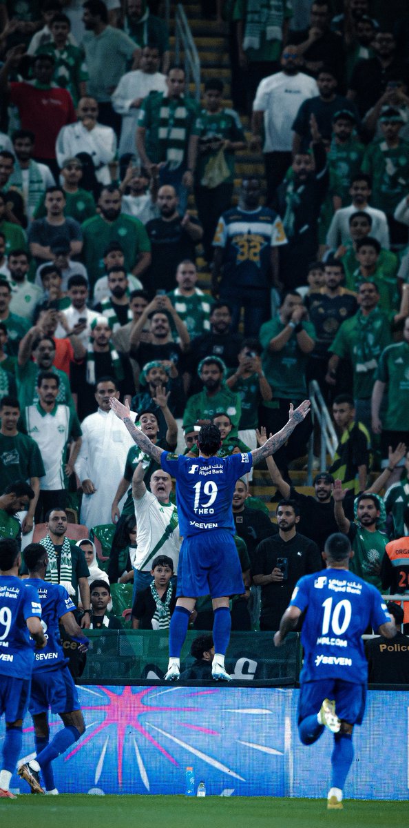 صـالـح tweet media