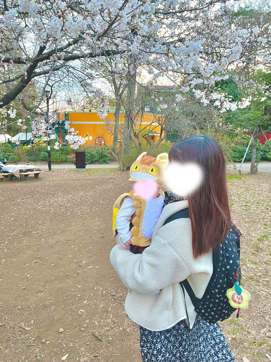 2026.3.24
ベビちゃん記念すべきジブリ美術館デビュー✨
こねこバスになりました👶🏻🐈
閉園後にプチ記念撮影会〜📷
井の頭公園ちょうど桜が咲いててとても綺麗だった！🌸