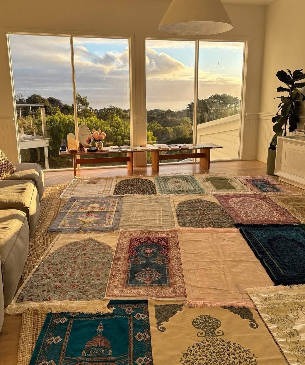 Monna Rosa tweet media