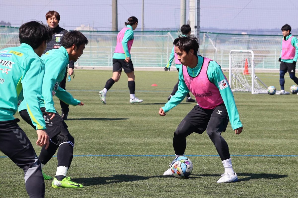 ヴァンラーレ八戸【公式】🦑 tweet media