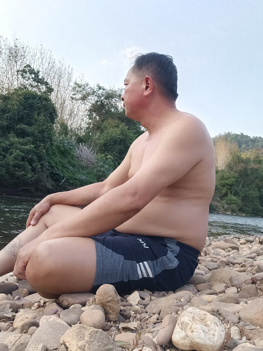 KPS កំពុងសោម Hf tweet media