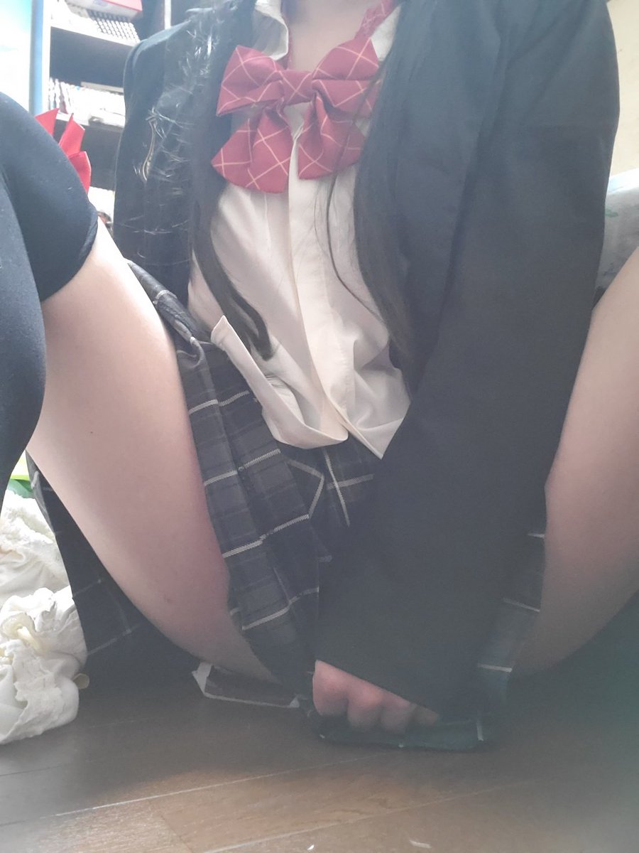DfrP39's tweet photo. 高校2年生バレー部です！
コスプレに興味があるんですが相談にのってくれる人いませんか？
#裏アカ女子
#裏アカ男子と繋がりたい 
#いいねでdｍ https://t.co/NrcsyDImQd