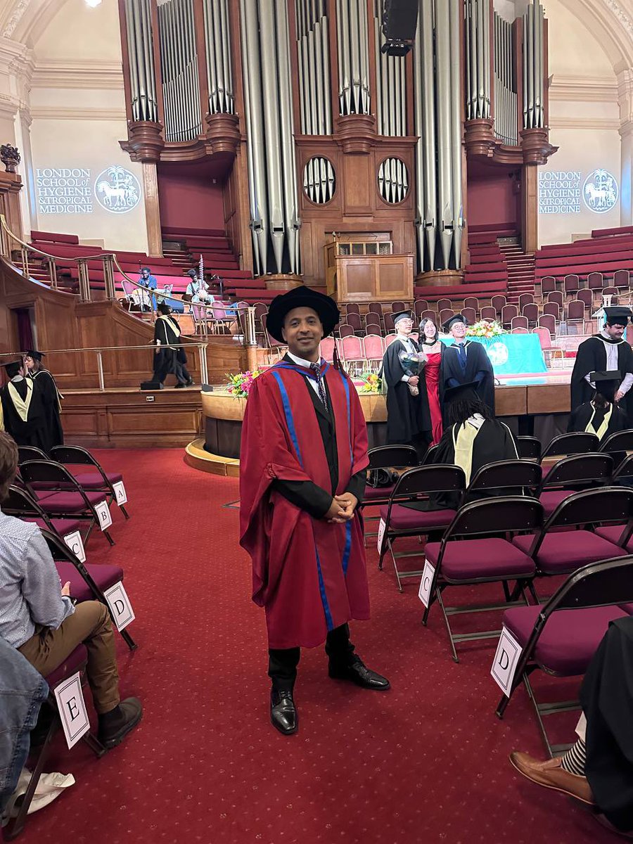 Oum£r $hafi, PhD✍️ tweet media