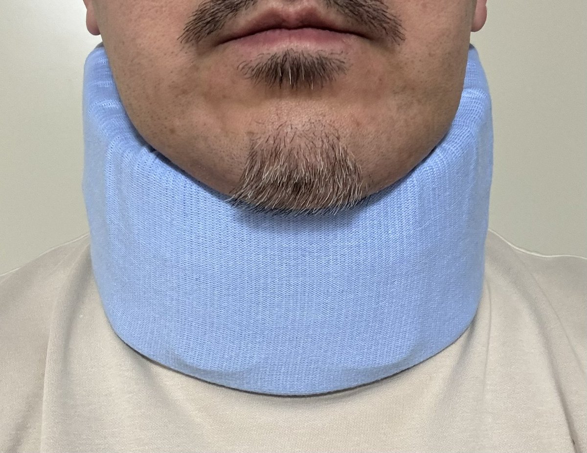 頚椎ヘルニア
手術かもしれんのう😇