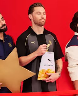 H. 🇮🇹 tweet media