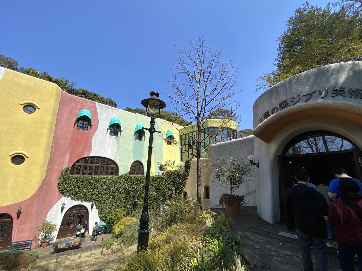 aLec robBins tweet media