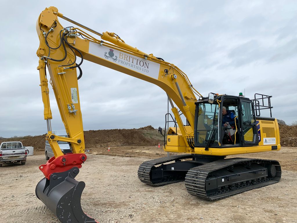 McHale Komatsu tweet media