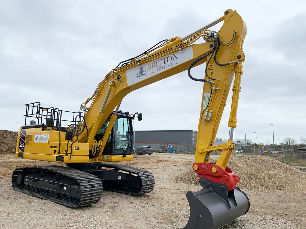 McHale Komatsu tweet media