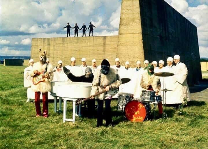 Beatles Tours London tweet media