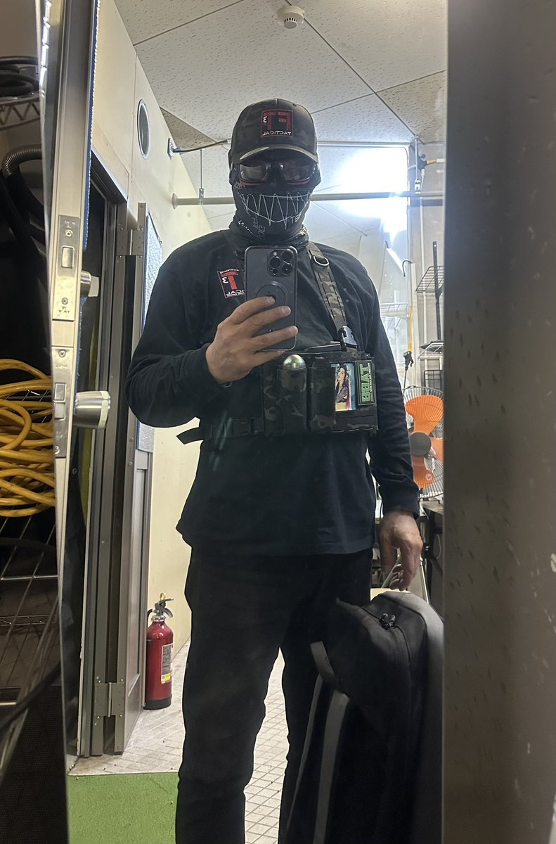 束屋 Gun & Military Shop TABAYA tweet media