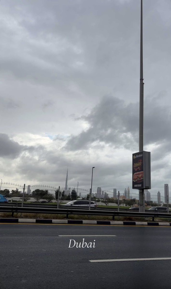 AmmU KuTtI 👻👻👻 tweet media