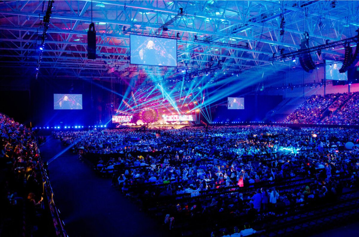 LouisWT91World's tweet photo. 🌍| HOW DID WE GET HERE? EU TOUR

📍 Oslo, Norway.
🏟 Unity Arena. 
🗓️ 25 Mar.
🕔 19:00 (Local Time) 
👥 5,000

#HDWGHWTOslo https://t.co/VsIg8NRMXb