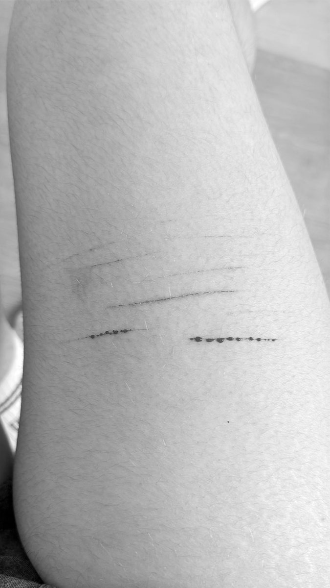nocturneyoo's tweet photo. only did some small cuts bcs i have a surgery soon :3

#shtwt https://t.co/mV0jdUtLXF