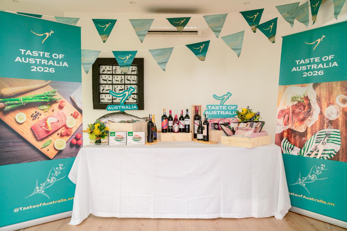 Sarah Hooper tweet media