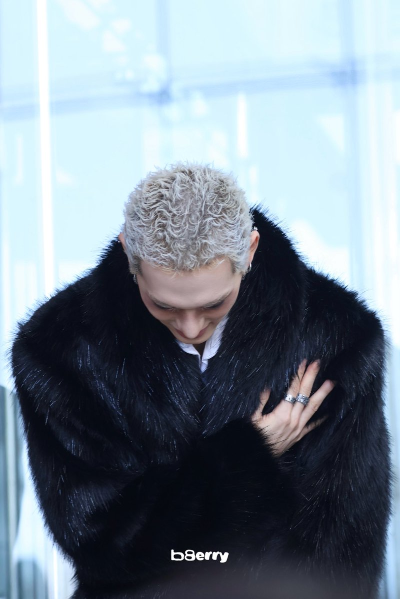 앵냥이 tweet media