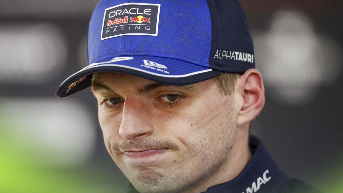 FormuleAlles's tweet photo. Helaas was @DeF1Nerd snel genoeg met editen, dus was de terugblik op de Indy 500 wat slecht getimed, maar verder is dit een hele actuele aflevering! Met @JOOSTJOOSTJOOS, @Broekie83 en @VerduijnMartin!

https://t.co/D1Ti2UfJYC https://t.co/yYktxRKWnd