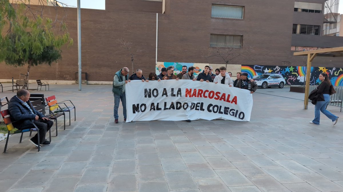 stmrti_rmigraci's tweet photo. #FundacionGitana #LaMina #PabloIglesias #NarcoSala #Drogas #DrogasNo #BesosMar #BarriBesos #SantAdriadelBesos #Delincuencia #Vitoquiles https://t.co/gt0tauRaQC