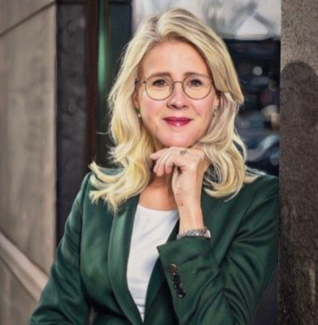 DutchSwede tweet media