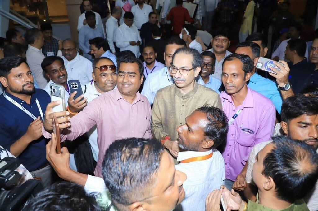 सुमित | Sumit tweet media