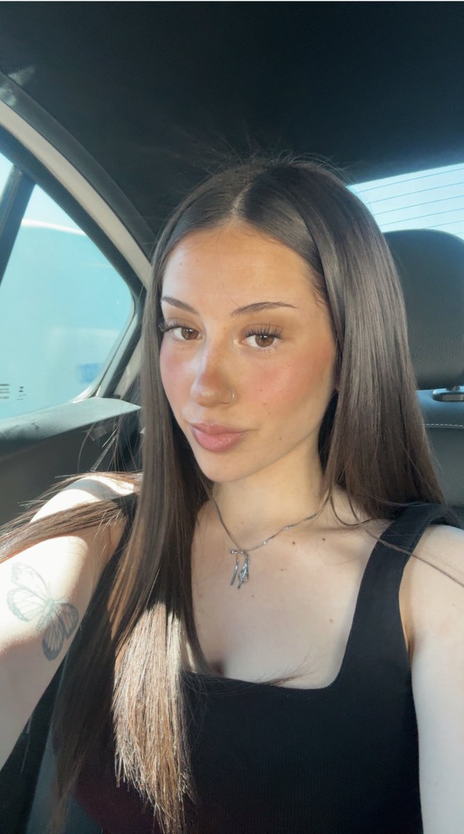 lilliana tweet media