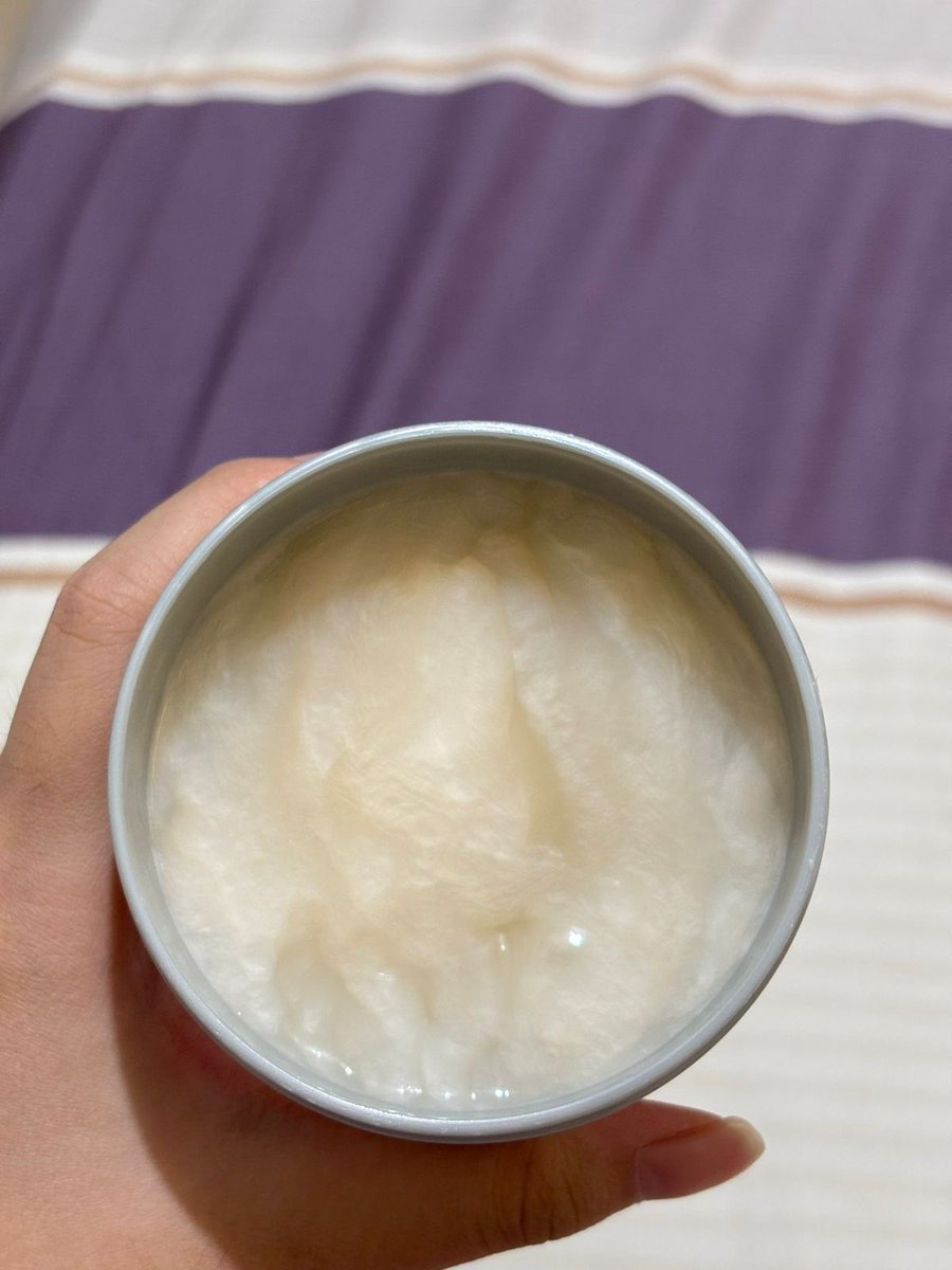 manooooov's tweet photo. wts fino hair mask (preloved) 

📍jakpus
💵 110k
📦shopee, tokped
✔️ ori, jastip sama temen dr jepang lgsg

#hairmask #zonauang #zonajajan #wtt #wts #wtb #preloved #fino #hairmask https://t.co/fhS9ee5JqT