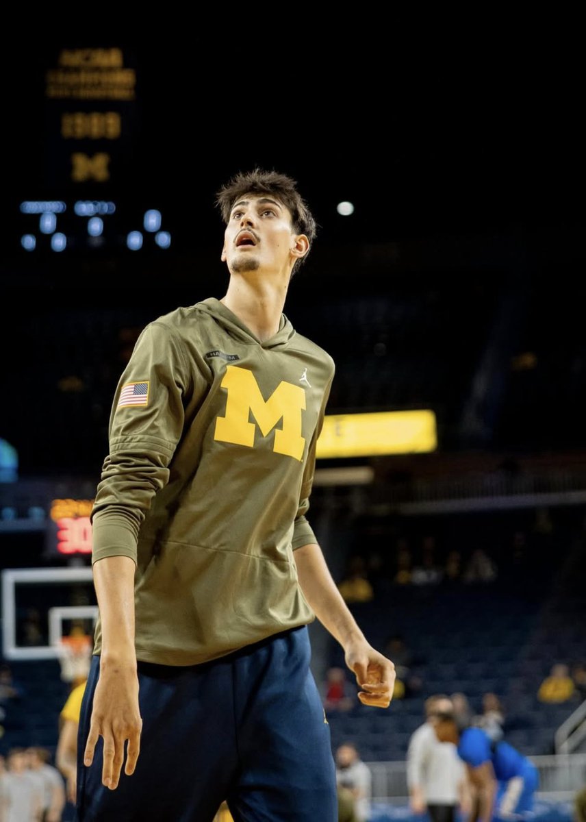 Gigantes del Basket tweet media