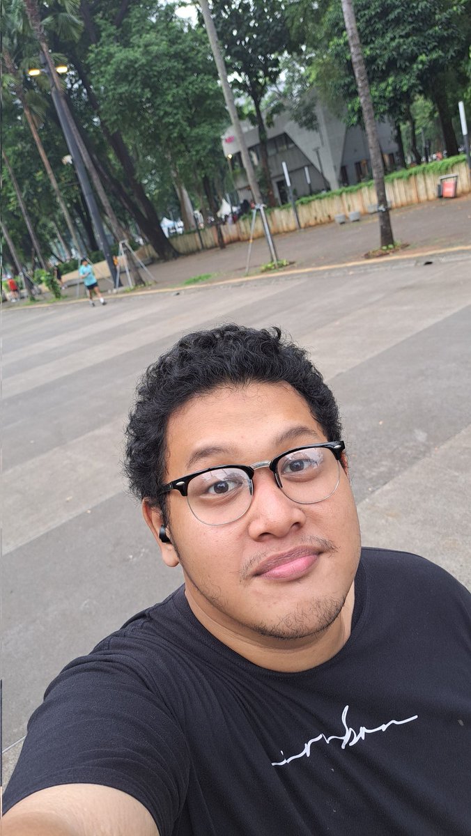 doughmatcha's tweet photo. Was feeling a little bit confident tp bbrp jam abis foto ini diambil DUAR https://t.co/OPIrqyo9kK