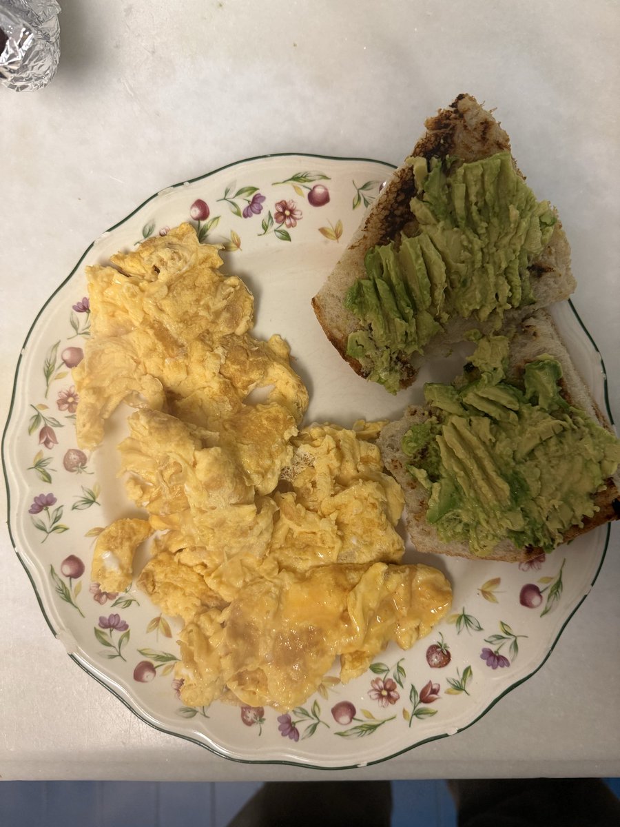 Pangolarismo tweet media