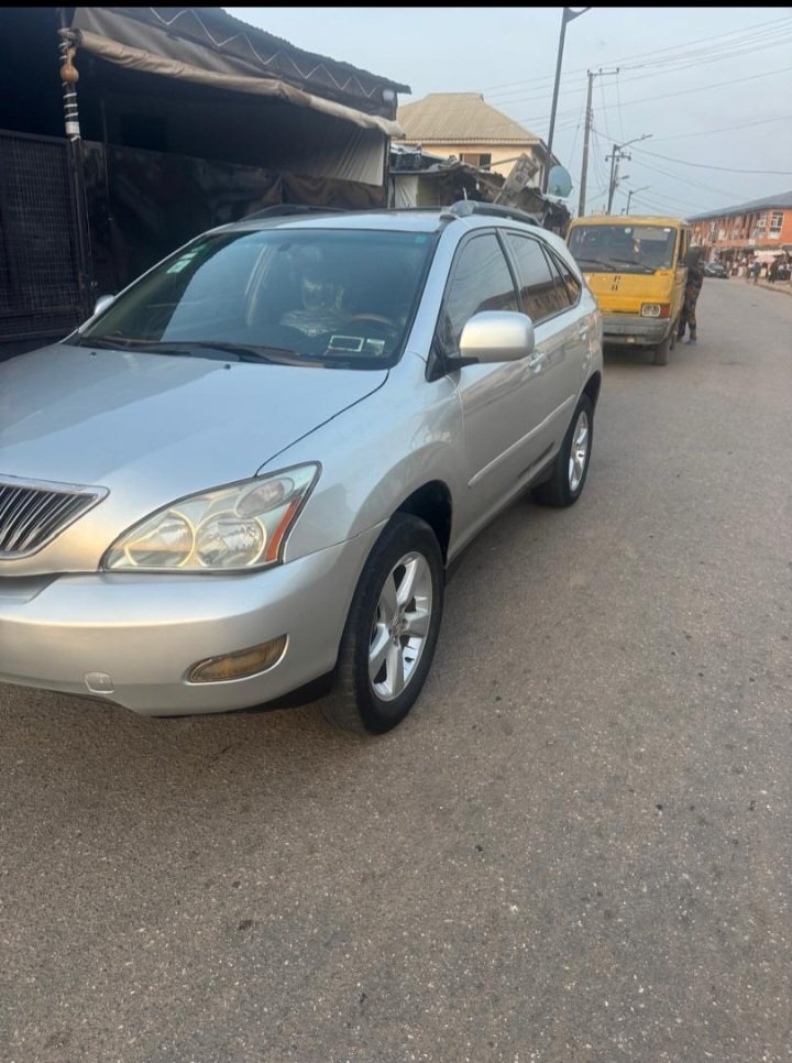 MetaCars tweet media