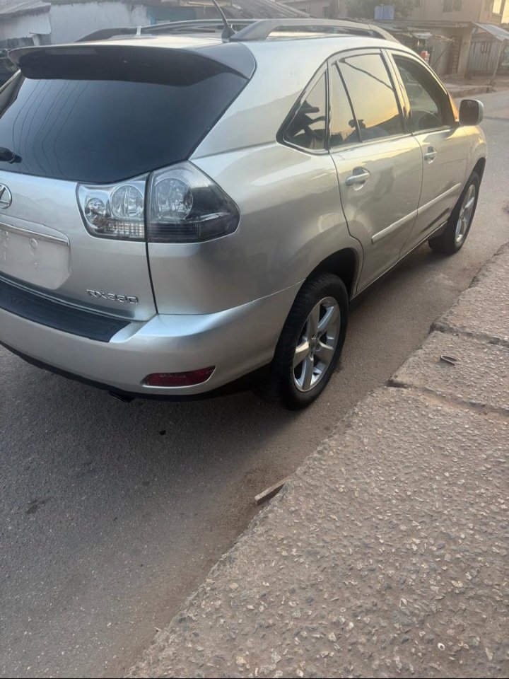 MetaCars tweet media