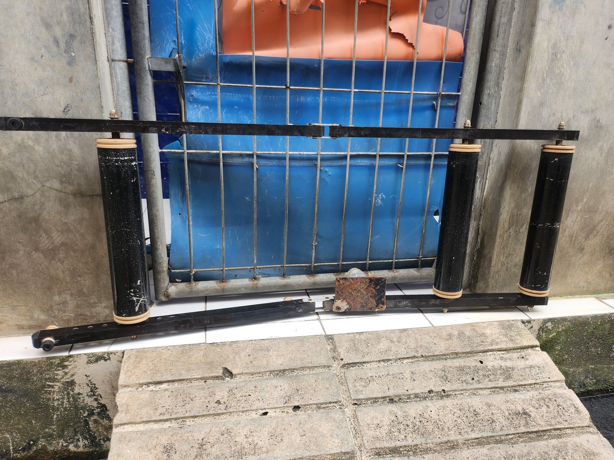 Islan Hata tweet media