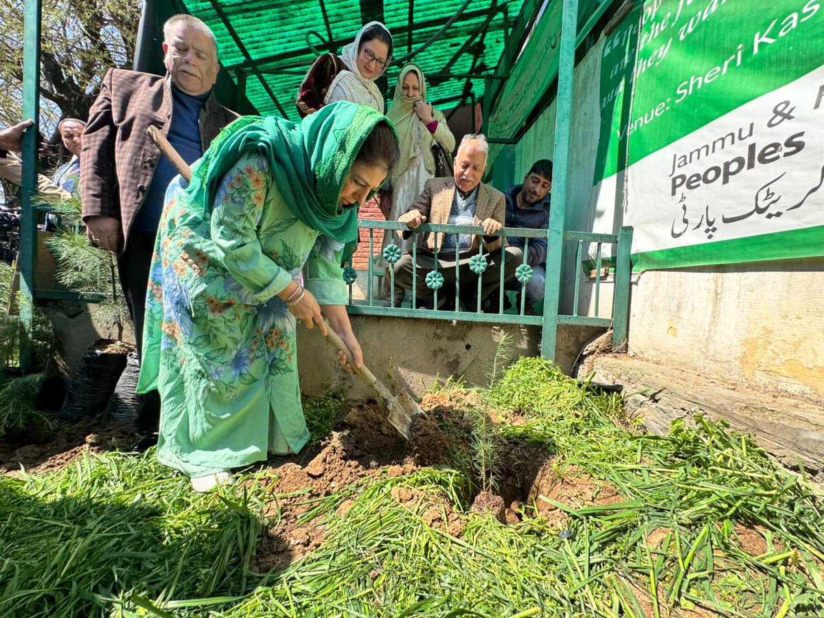 J&K PDP tweet media