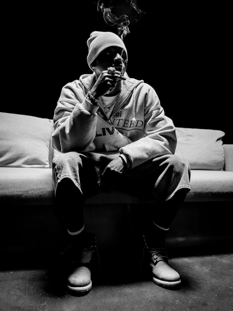 Veinzell🌍🌹 tweet media