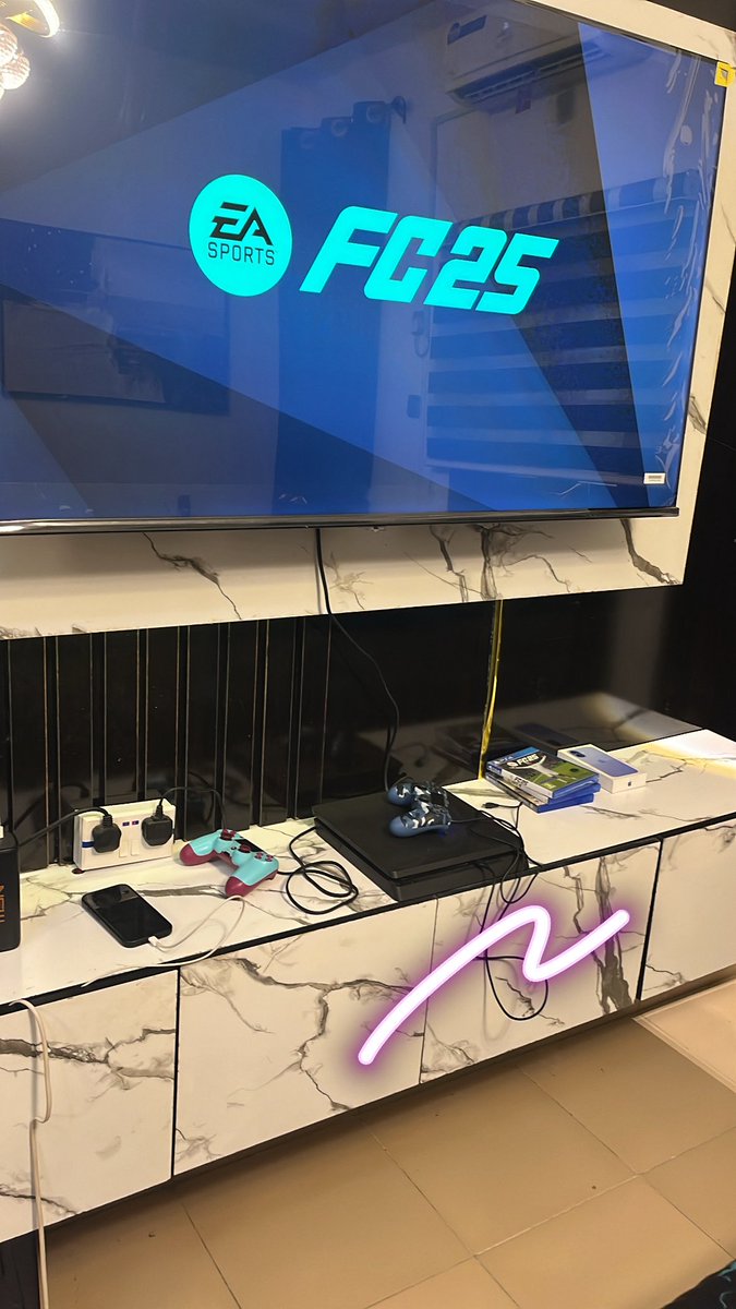 Phantom Exchange tweet media