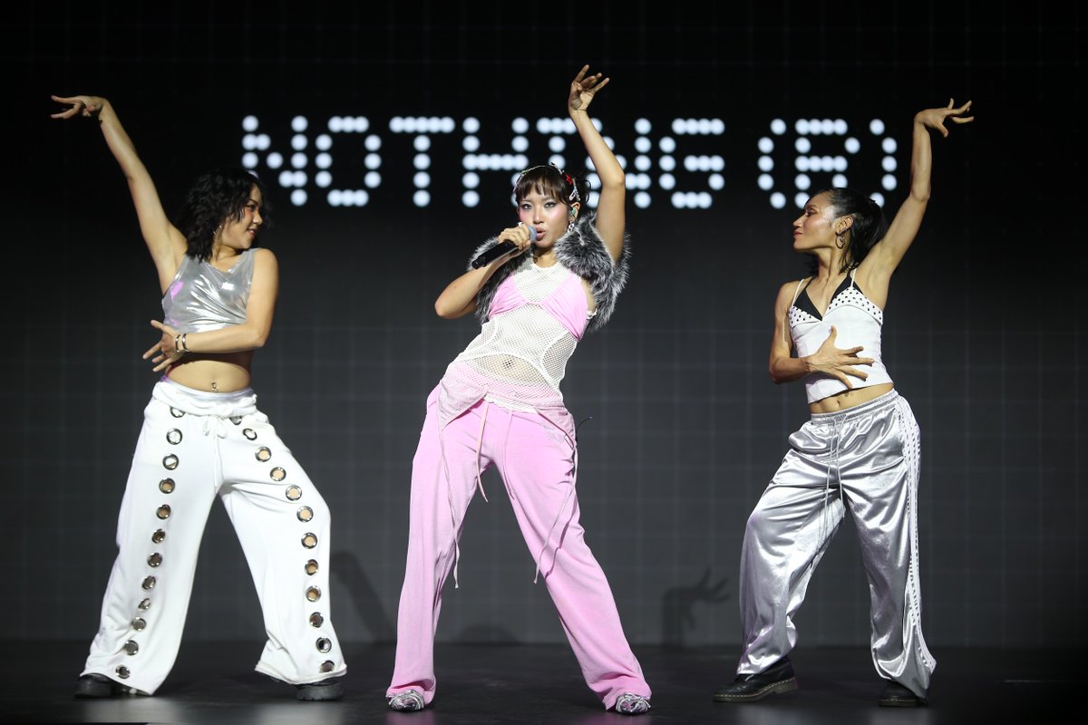 CM2 CONNECT tweet media