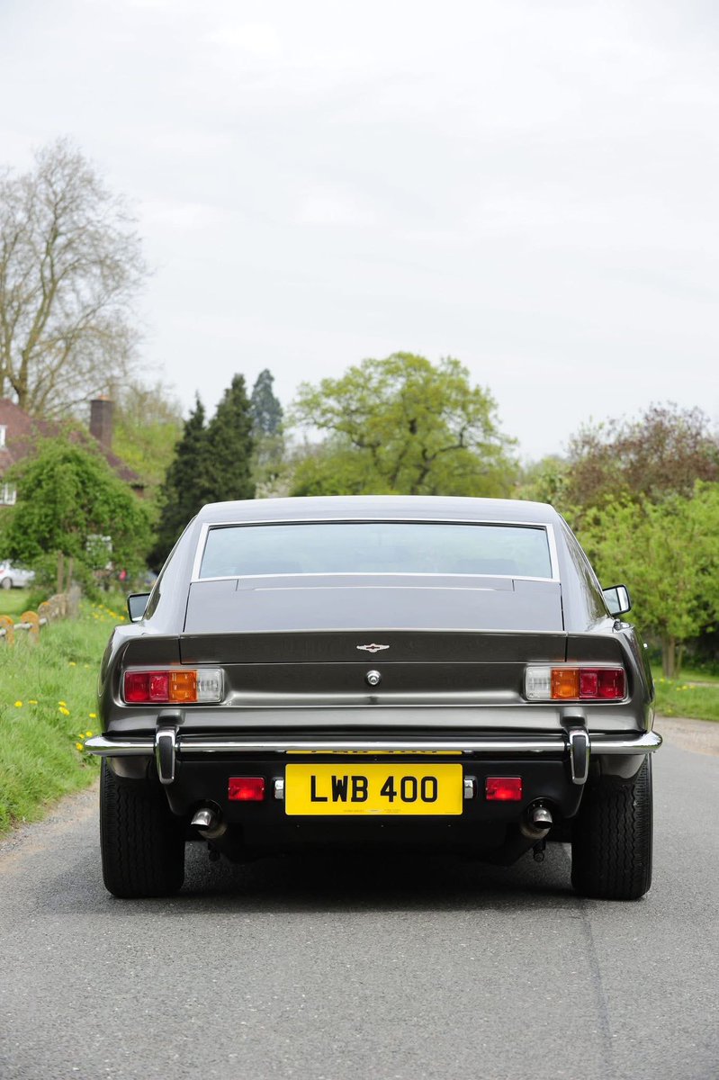 Nicolas ne pouvait plus payer, il est donc parti tweet media