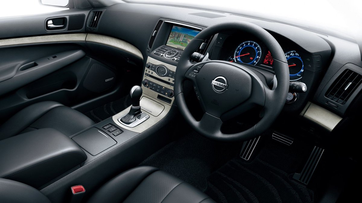 日産グローバル tweet media