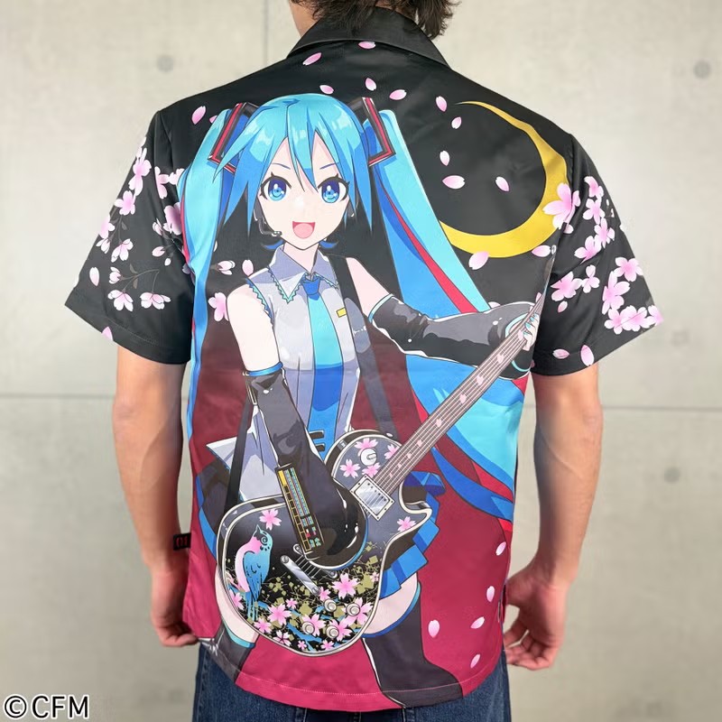 RyugiAssaku's tweet photo. ＜予約＞
【絡繰魂×初音ミク】ミクシャツ

size：M～XXL
¥15,180税込

▼商品ページはこちら
https://t.co/n7yo0erTQR https://t.co/Q9Po4yULSl