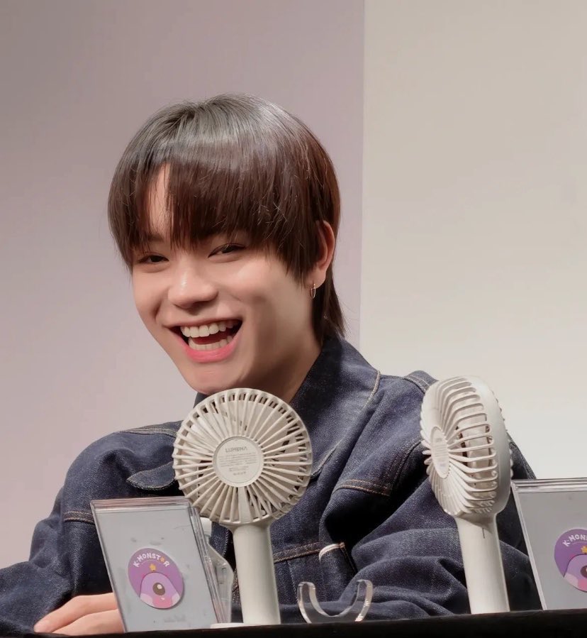 มะม่วงเปรี้ยวน้ำตาแป๋ว tweet media