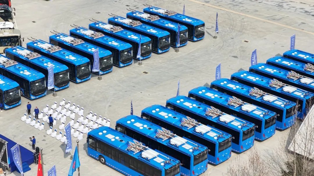 People's Daily, China tweet media