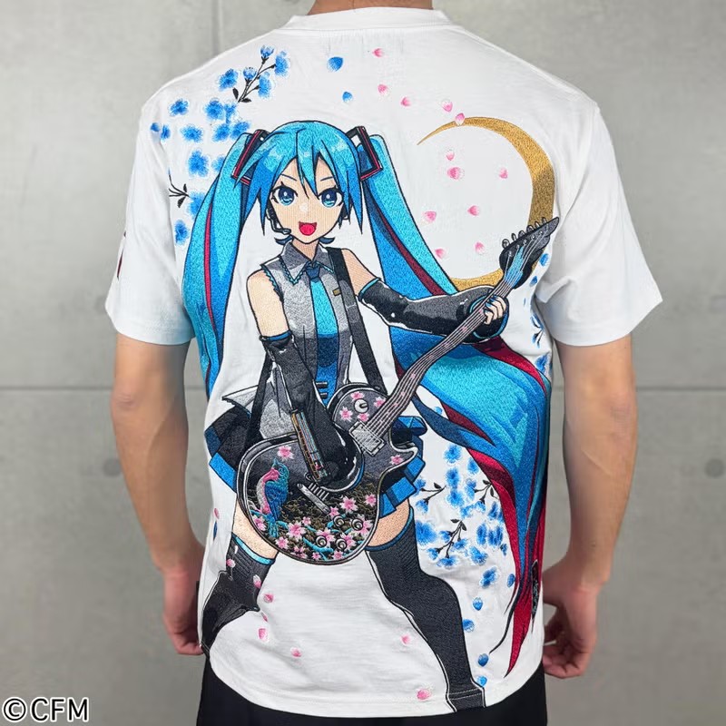 RyugiAssaku's tweet photo. ＜予約＞
【絡繰魂×初音ミク】桜満開 Tee

size：M～XXL
¥14,080税込

▼商品ページはこちら
https://t.co/gOlL2qO8Sa https://t.co/1djKU2l1K1