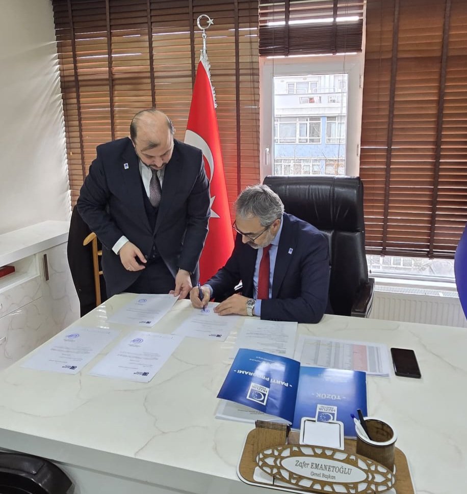EmanetogluZafer's tweet photo. Huzur Partimizin teşkilatlanma çalışmaları kapsamında İl ve İlçe Başkanlık görevlendirmelerini yapmaya devam ediyoruz.

Ülkemiz ve milletimiz için;
KARARLILIKLA ve İNANÇLA!

https://t.co/NcPbCZS68s https://t.co/PpPvLumN8X