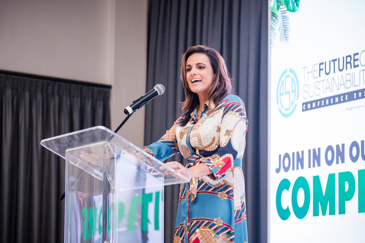 Topco_Media's tweet photo. Setting the tone for the day: @LeanneManas  takes the stage.

Join our livestream: https://t.co/ZQBaxFhq7M

#FOS2026 #FutureOfSustainability #TopcoMedia @Topco_Media @FutureofSustai1 https://t.co/cx7uTh0T8D