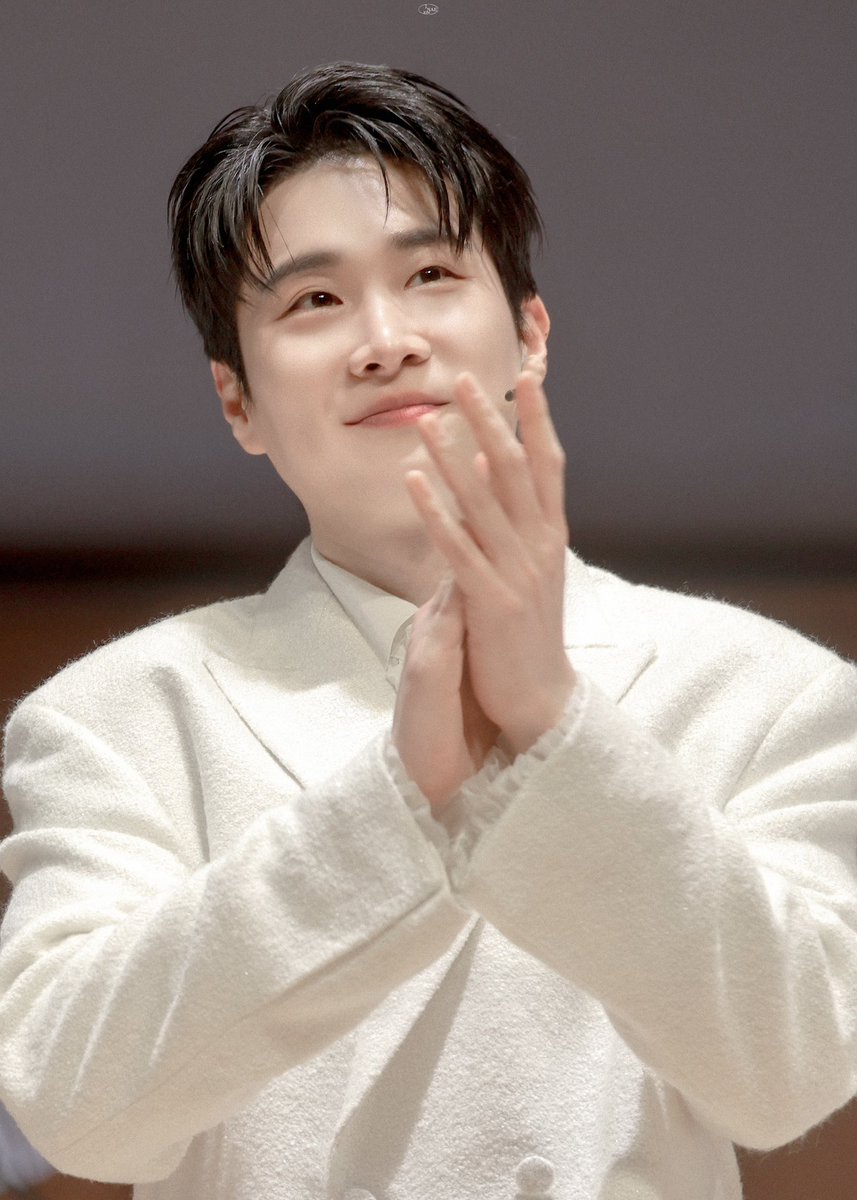 2026. 03. 24
국립합창단 제206회 정기연주회 창작 합창음악극 〈어느 봄날의 꿈〉

왕자님🤍🤍🤍

#김지훈 #리베란테 #Libelante