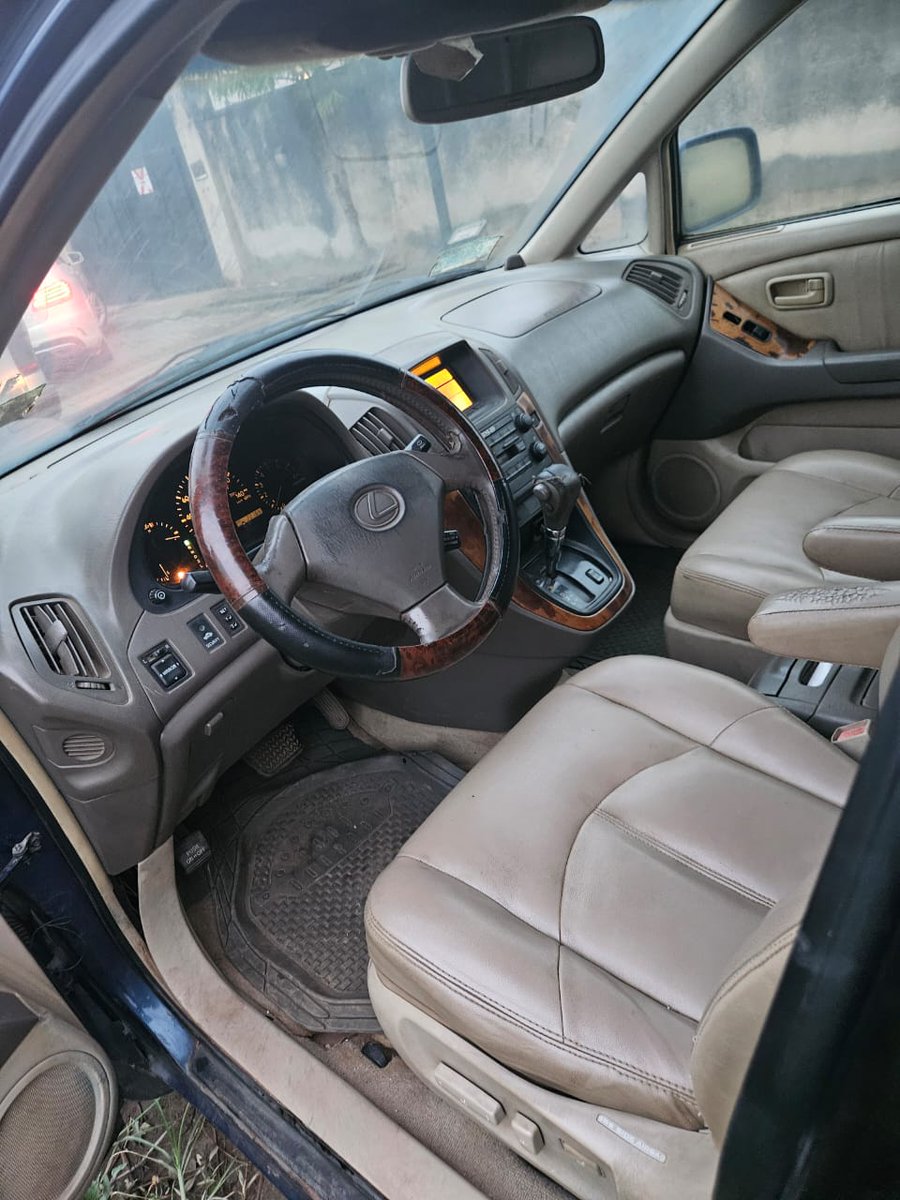 MetaCars tweet media