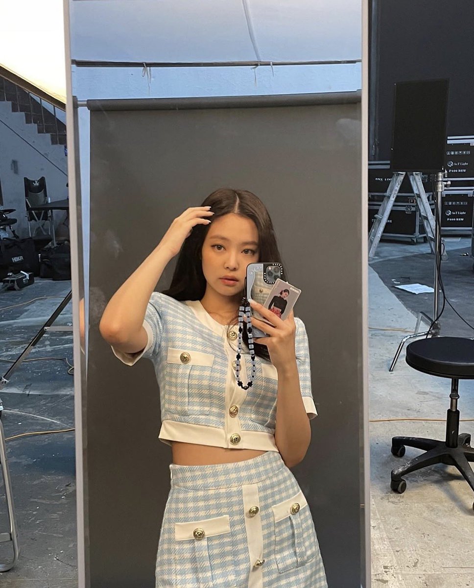 jennie archive tweet media