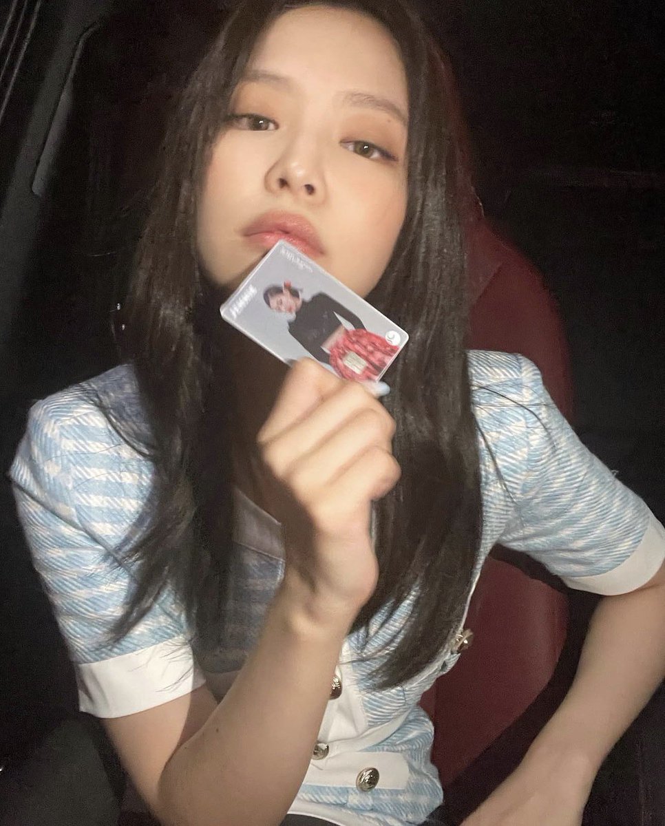 jennie archive tweet media
