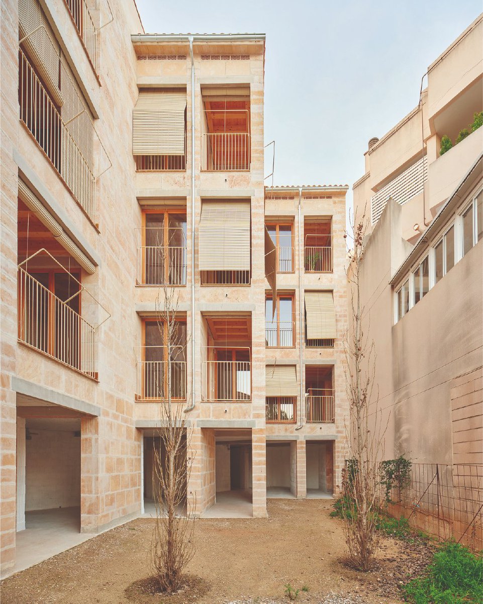 Hispalyt tweet media