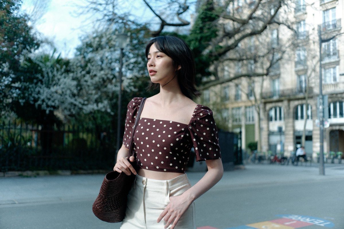 のん official tweet media